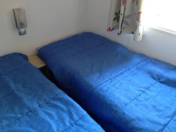 Camping Neptuno Hotel Палс Екстериор снимка
